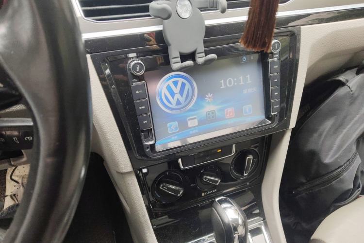 Used Volkswagen Bora 2016 1.6L Automatic Comfort Model Audio And AC Panel