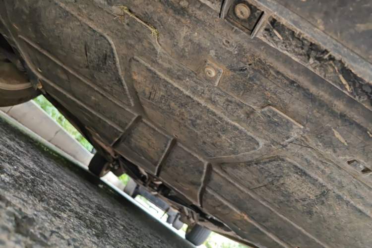 Used Volkswagen Bora 2016 1.6L Manual Comfort Model Chassis Front