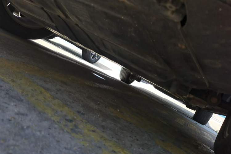 Used Volkswagen Bora 2016 1.6L Manual Comfort Model Chassis Front Left