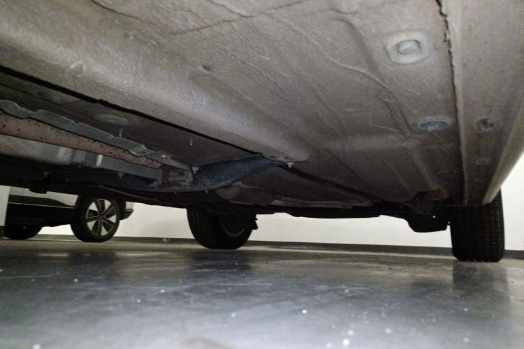 Used Volkswagen Bora 2016 1.6L Automatic Comfort Model Chassis Front Left