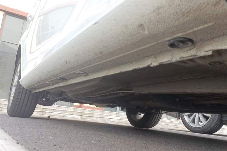 Used Volkswagen Bora 2016 1.6L Manual Fashion Edition Chassis Front Right