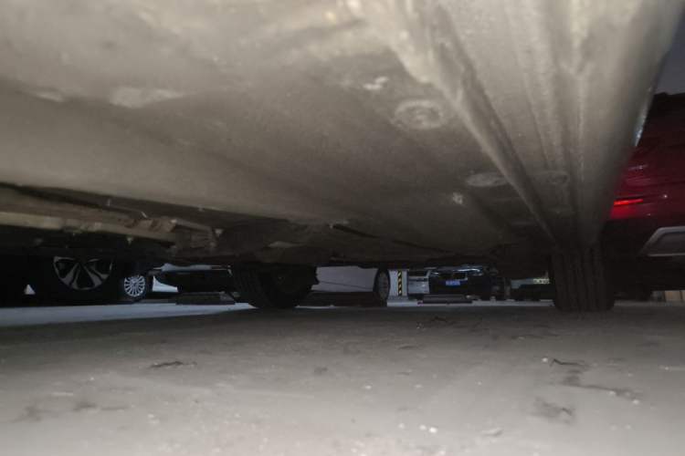Used Volkswagen Bora 2016 1.6L Automatic Comfort Model Chassis Rear Left