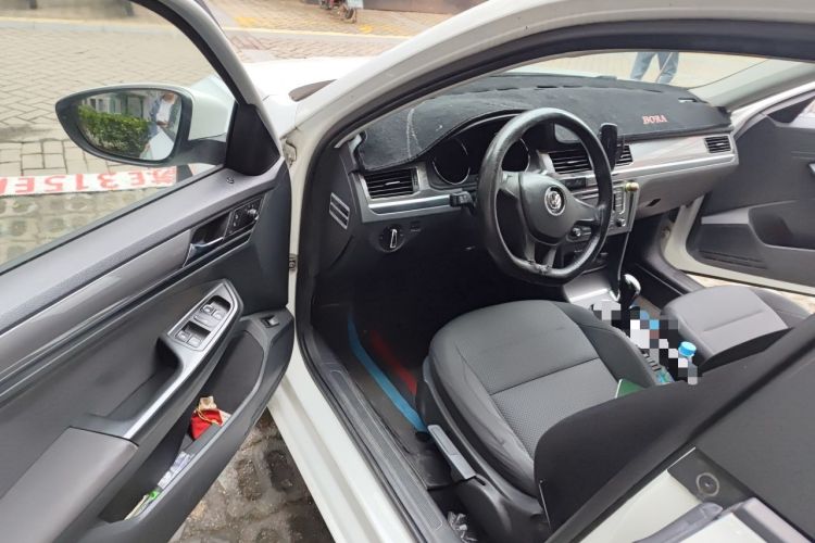 Used Volkswagen Bora 2016 1.6L Automatic Fashion Model Driver Seat