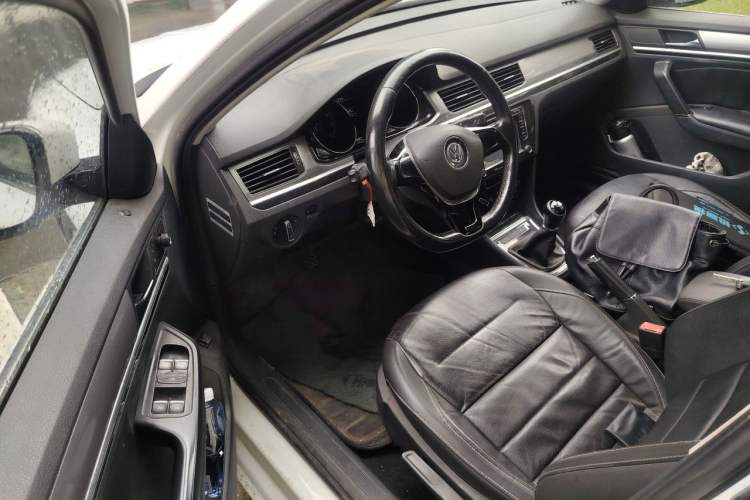 Used Volkswagen Bora 2016 1.6L Manual Comfort Model Driver Seat