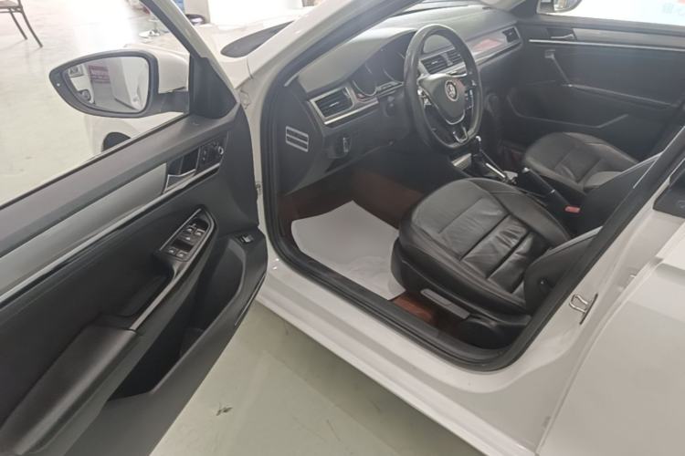 Used Volkswagen Bora 2016 1.6L Automatic Comfort Model Driver Seat