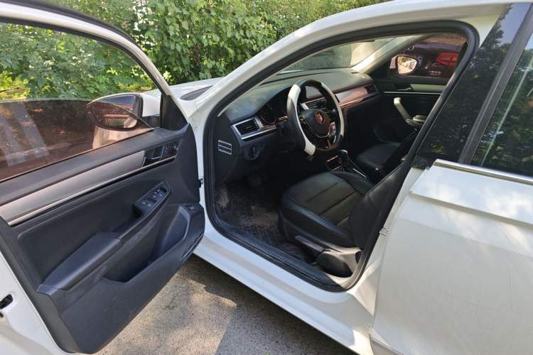 Used Volkswagen Bora 2016 1.6L Automatic Comfort Model Driver Seat