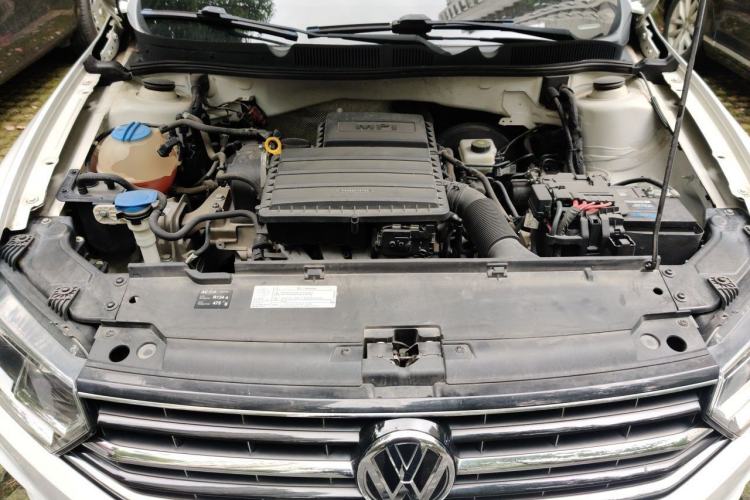Used Volkswagen Bora 2016 1.6L Automatic Comfort Model Engine Bay