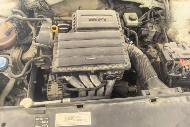 Used Volkswagen Bora 2016 1.6L Manual Comfort Model Engine Bay