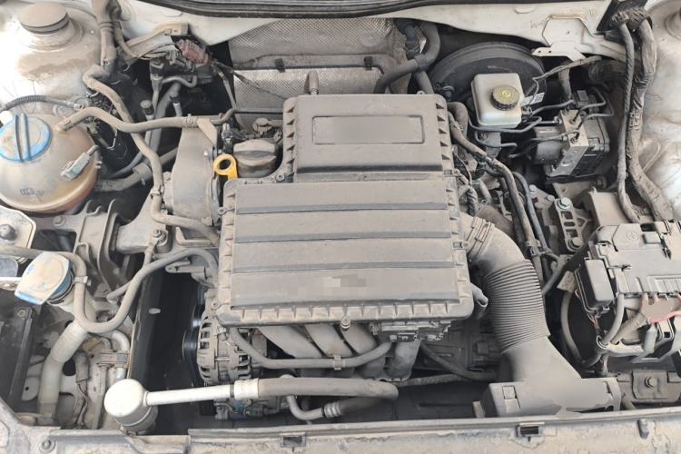 Used Volkswagen Bora 2016 1.6L Automatic Comfort Model Engine Bay