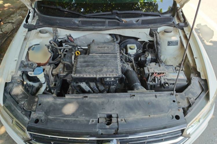 Used Volkswagen Bora 2016 1.6L Automatic Comfort Model Engine Bay