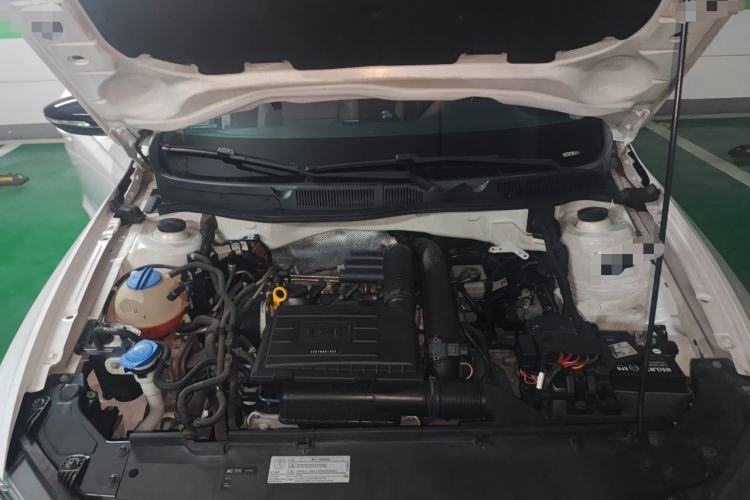 Used Volkswagen Bora 2016 230TSI DSG 25th Anniversary Edition Engine Bay