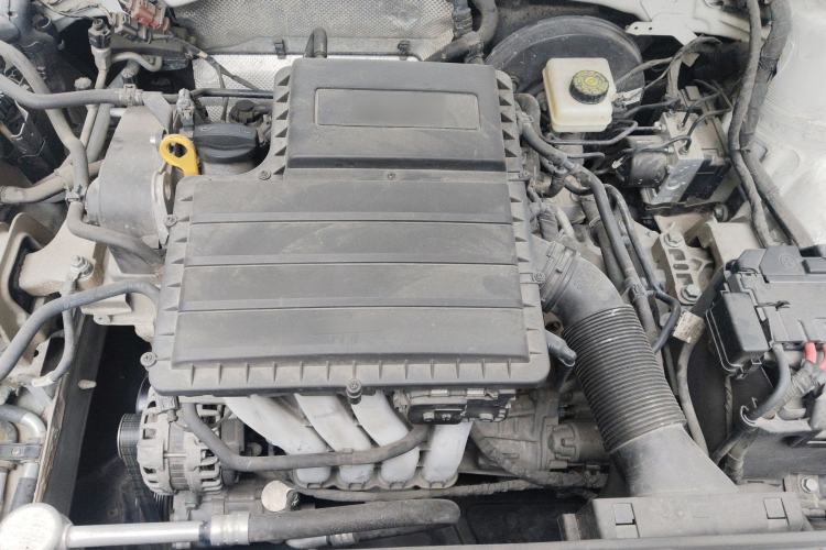 Used Volkswagen Bora 2016 1.6L Automatic Comfort Model Engine Bay