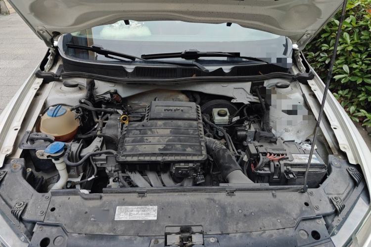 Used Volkswagen Bora 2016 1.6L Automatic Comfort Model Engine Bay