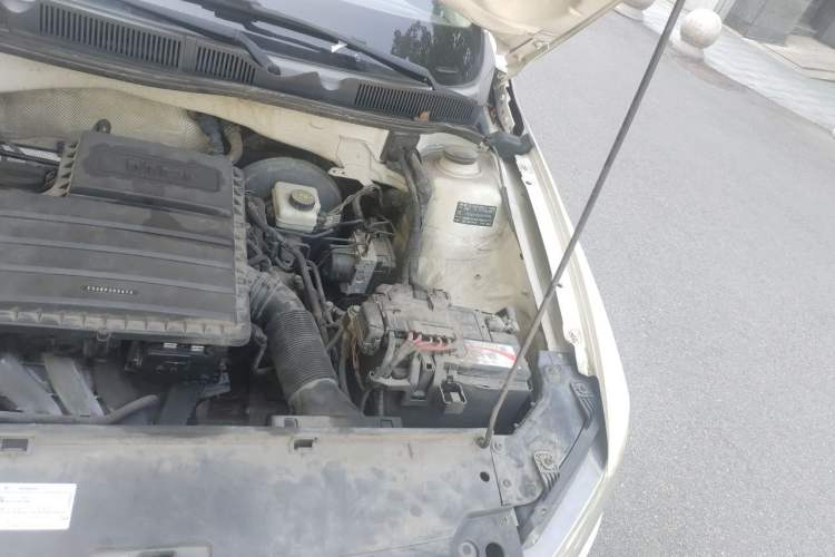Used Volkswagen Bora 2016 1.6L Automatic Comfort Model Engine Bay Left