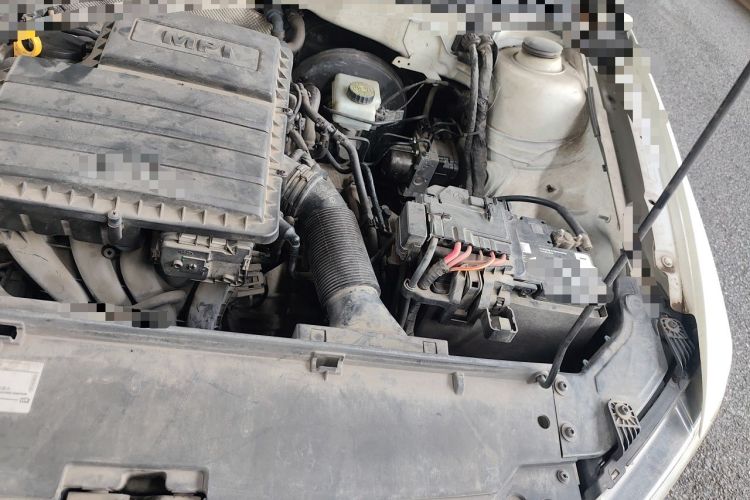 Used Volkswagen Bora 2016 1.6L Automatic Fashion Model Engine Bay Left