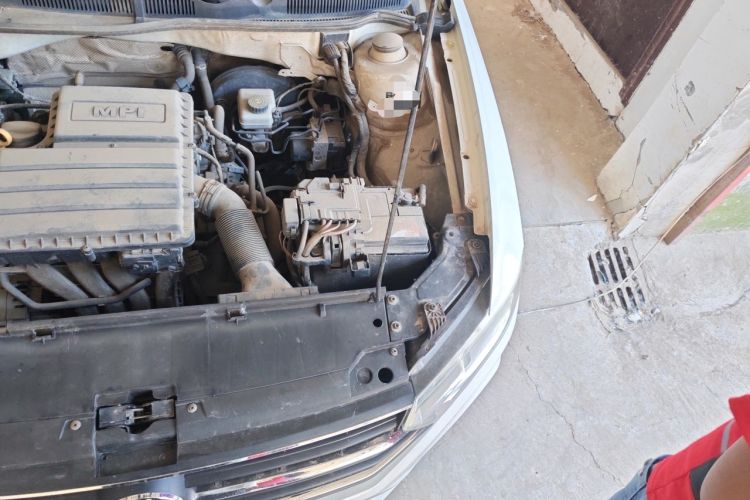 Used Volkswagen Bora 2016 1.6L Manual Comfort Model Engine Bay Left