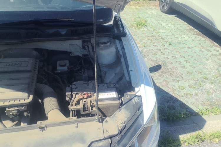 Used Volkswagen Bora 2016 1.6L Automatic Comfort Model Engine Bay Left