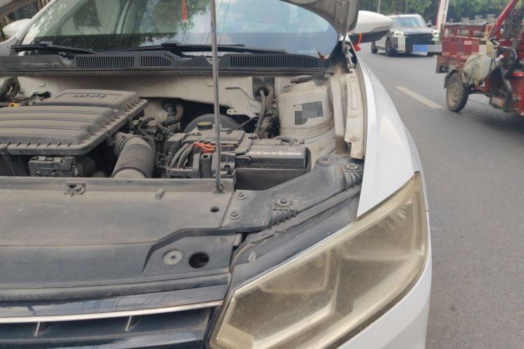 Used Volkswagen Bora 2016 1.6L Manual Comfort Model Engine Bay Left