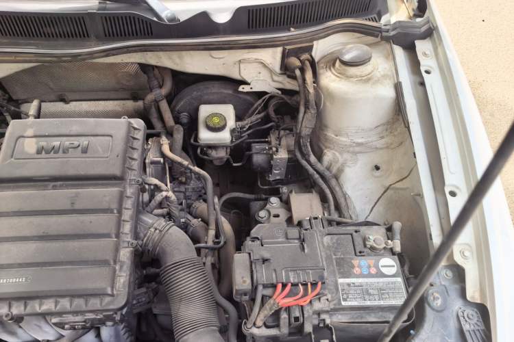 Used Volkswagen Bora 2016 1.6L Manual Fashion Edition Engine Bay Left