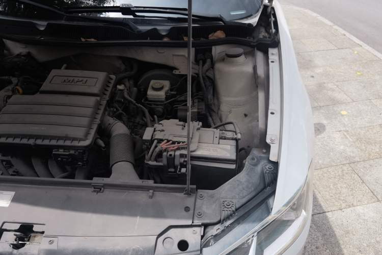 Used Volkswagen Bora 2016 1.6L Automatic Comfort Model Engine Bay Left