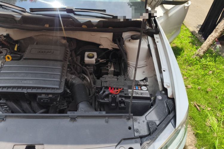Used Volkswagen Bora 2016 1.6L Automatic Fashion Model Engine Bay Left