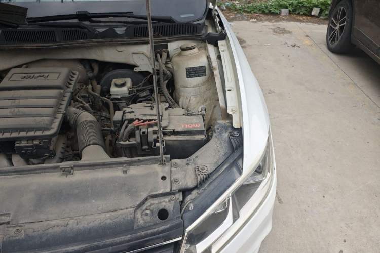 Used Volkswagen Bora 2016 1.6L Manual Comfort Model Engine Bay Left