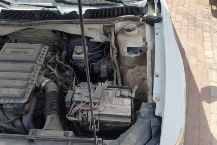 Used Volkswagen Bora 2016 1.6L Manual Fashion Edition Engine Bay Left