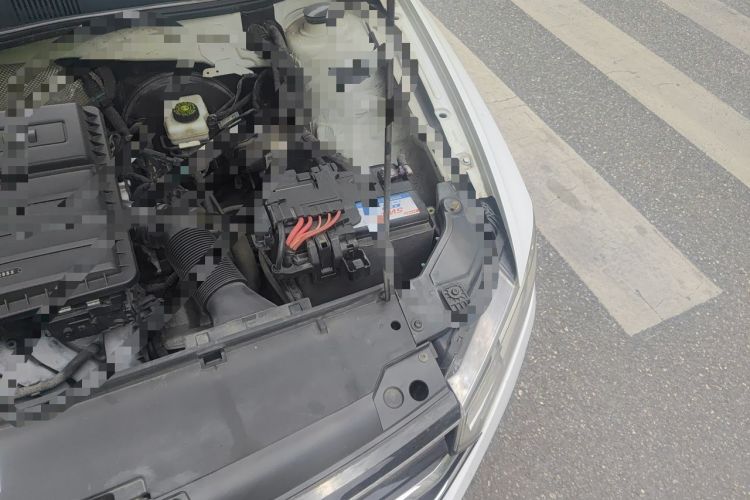 Used Volkswagen Bora 2016 1.6L Manual Comfort Model Engine Bay Left