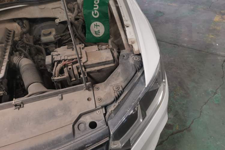 Used Volkswagen Bora 2016 1.6L Manual Comfort Model Engine Bay Left