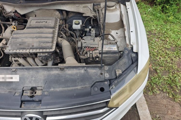 Used Volkswagen Bora 2016 1.6L Automatic Fashion Model Engine Bay Left