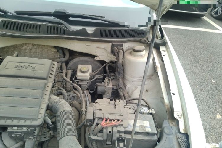 Used Volkswagen Bora 2016 1.6L Automatic Comfort Model Engine Bay Left