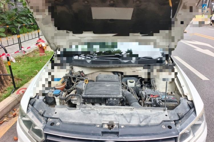 Used Volkswagen Bora 2016 1.6L Automatic Fashion Model Engine Bay