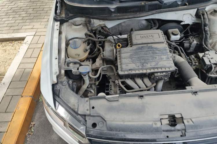 Used Volkswagen Bora 2016 1.6L Automatic Comfort Model Engine Bay Right