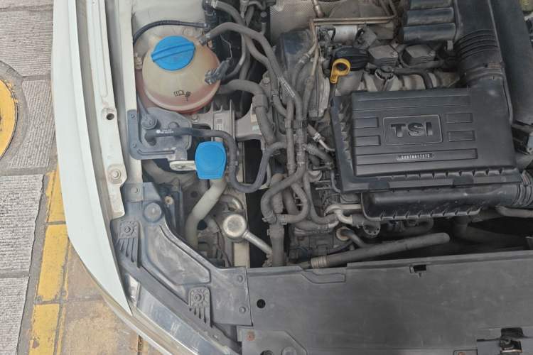Used Volkswagen Bora 2016 230TSI DSG Comfort Model Engine Bay Right