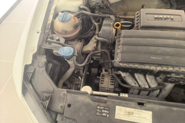 Used Volkswagen Bora 2016 1.6L Manual Comfort Model Engine Bay Right