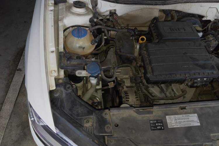Used Volkswagen Bora 2016 1.6L Automatic Comfort Model Engine Bay Right