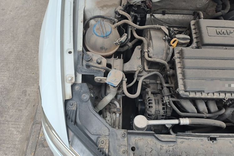Used Volkswagen Bora 2016 1.6L Automatic Comfort Model Engine Bay Right