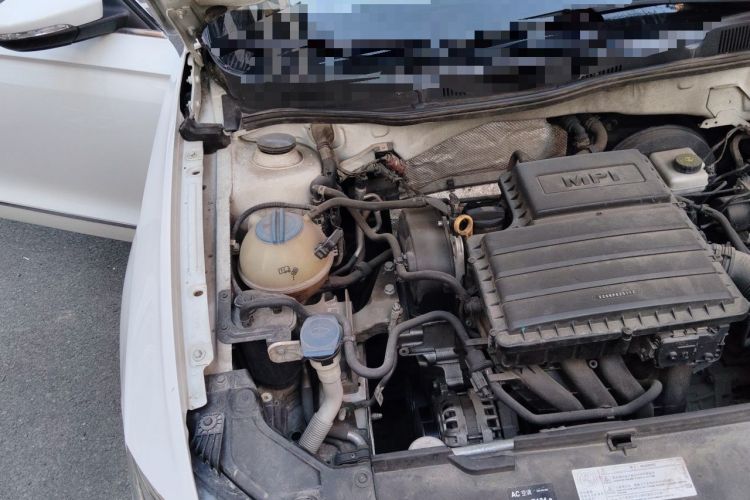 Used Volkswagen Bora 2016 1.6L Automatic Comfort Model Engine Bay Right
