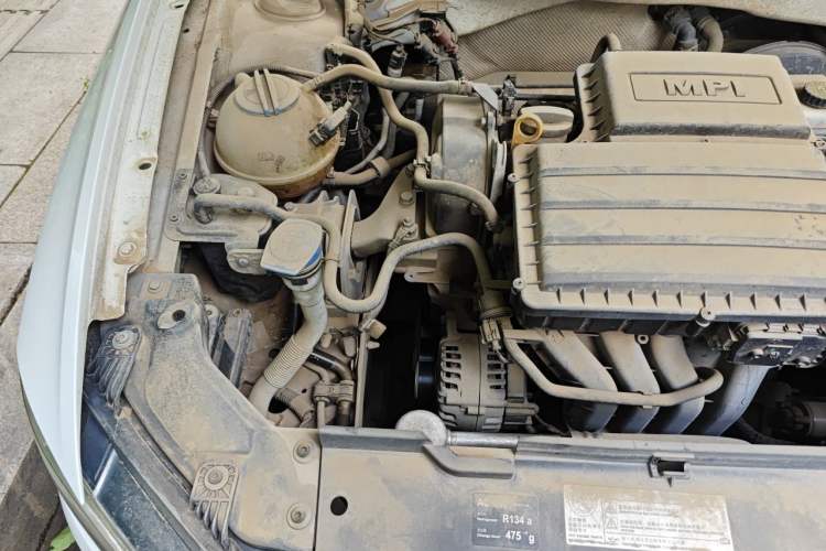 Used Volkswagen Bora 2016 1.6L Manual Comfort Model Engine Bay Right