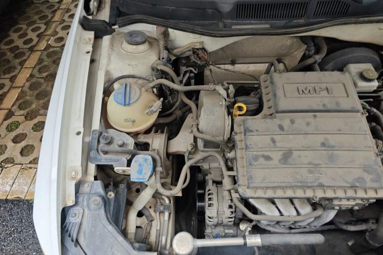 Used Volkswagen Bora 2016 1.6L Automatic Comfort Model Engine Bay Right