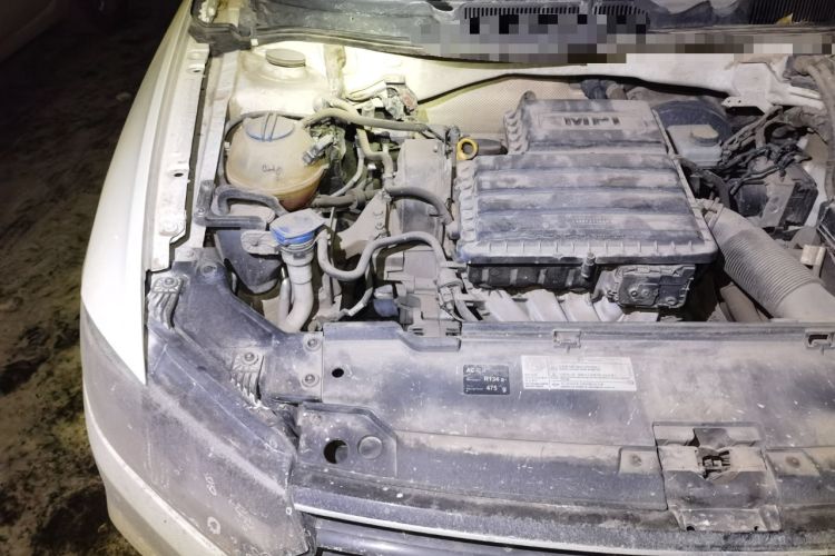 Used Volkswagen Bora 2016 1.6L Manual Comfort Model Engine Bay Right