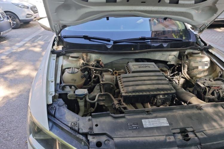 Used Volkswagen Bora 2016 1.6L Automatic Comfort Model Engine Bay Right