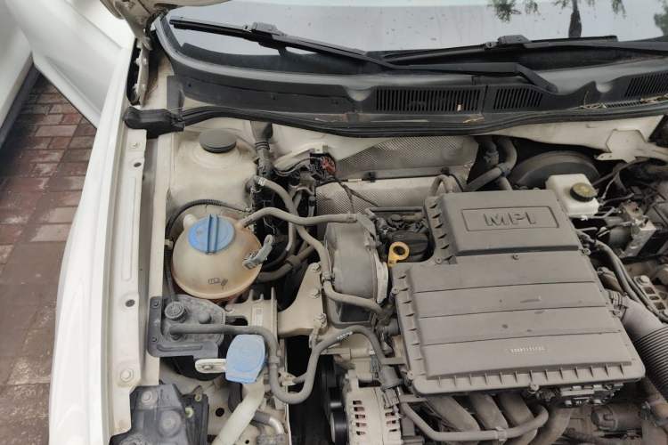 Used Volkswagen Bora 2016 1.6L Automatic Comfort Model Engine Bay Right