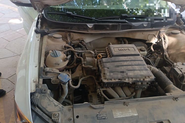 Used Volkswagen Bora 2016 1.6L Automatic Fashion Model Engine Bay Right