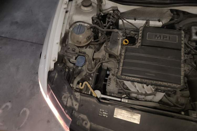 Used Volkswagen Bora 2016 1.6L Automatic Comfort Model Engine Bay Right