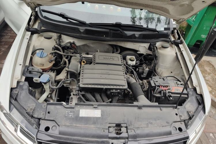Used Volkswagen Bora 2016 1.6L Automatic Comfort Model Engine Bay