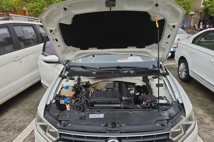 Used Volkswagen Bora 2016 230TSI DSG Luxury Version Engine Bay