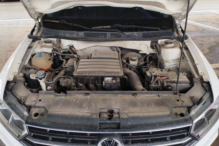 Used Volkswagen Bora 2016 1.6L Automatic Fashion Model Engine Bay