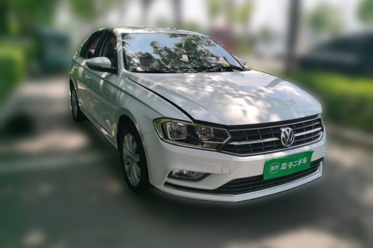 Used Volkswagen Bora 2016 1.6L Manual Comfort Model Exterior 2
