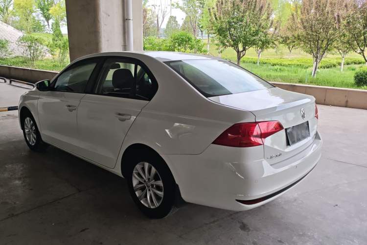 Used Volkswagen Bora 2016 1.6L Automatic Fashion Model Exterior 2